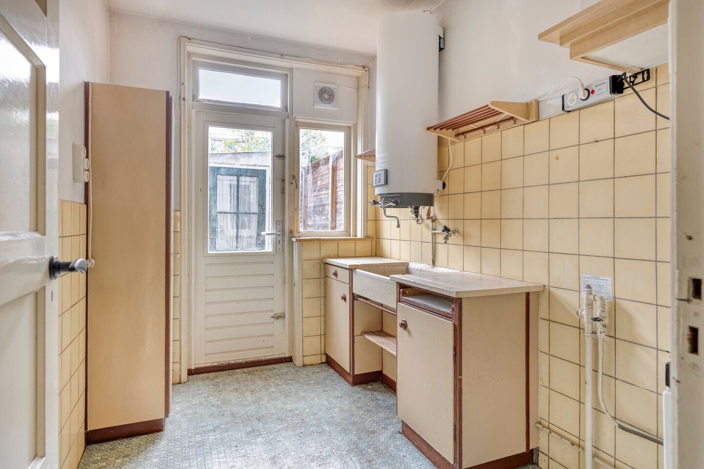 Tussenwoning te koop: Cornelis van der Lijnlaan 14, Haarlem