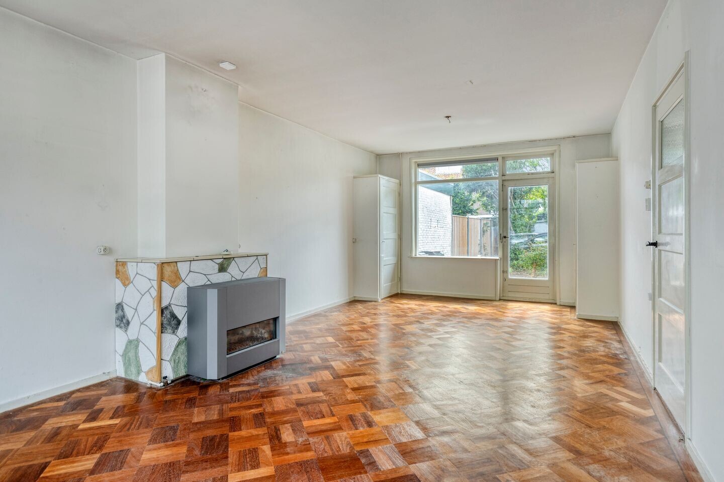 Tussenwoning te koop: Cornelis van der Lijnlaan 14, Haarlem