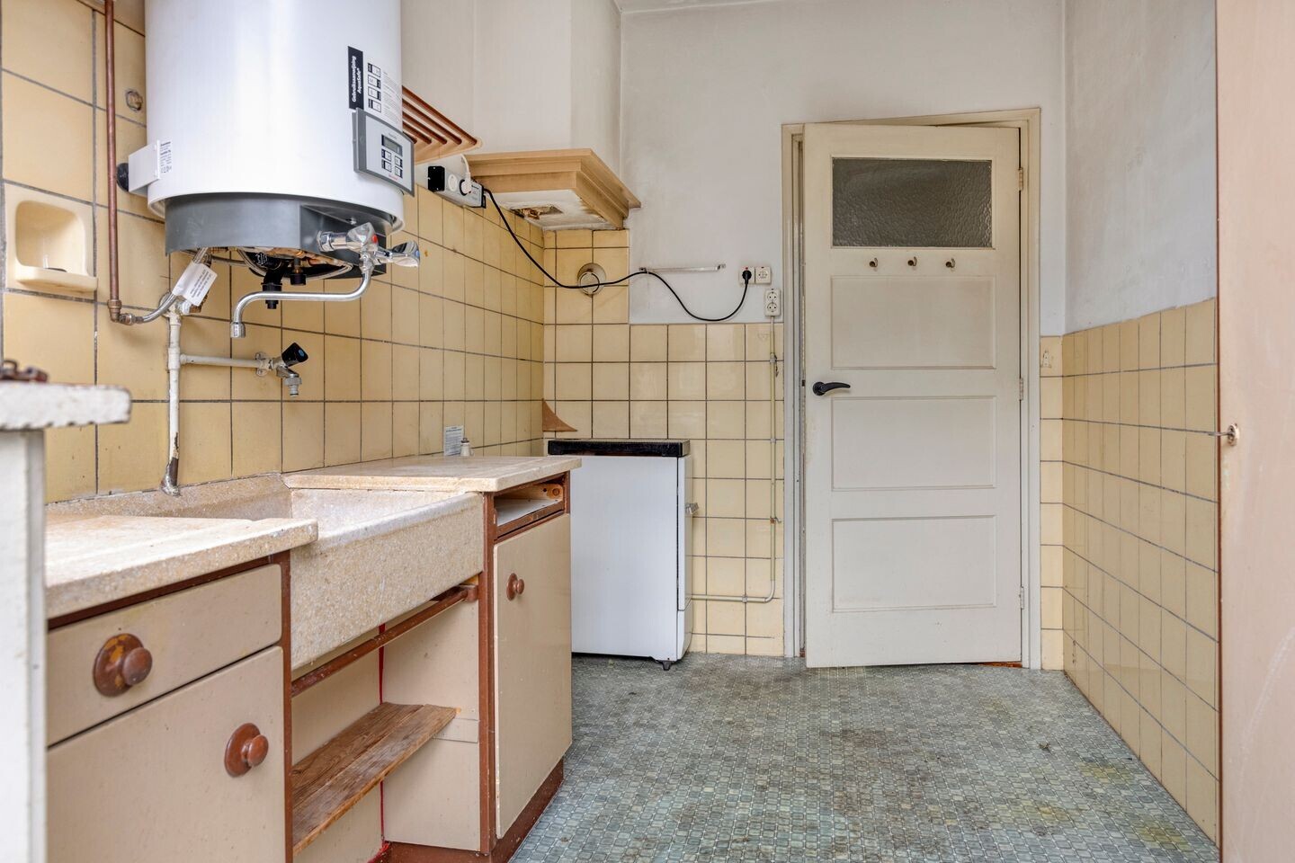Tussenwoning te koop: Cornelis van der Lijnlaan 14, Haarlem