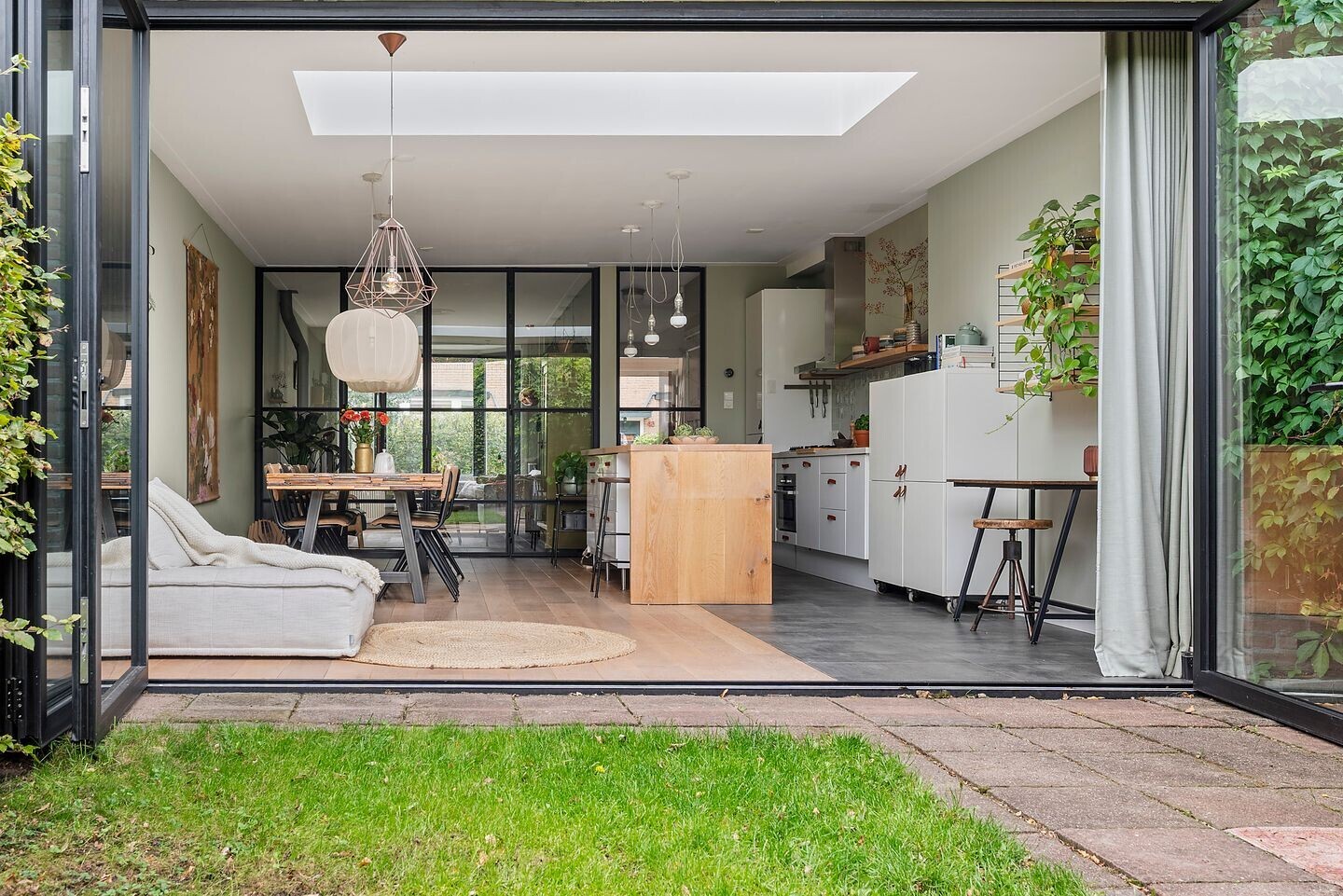 Tussenwoning te koop: Pegasusstraat 34, Haarlem
