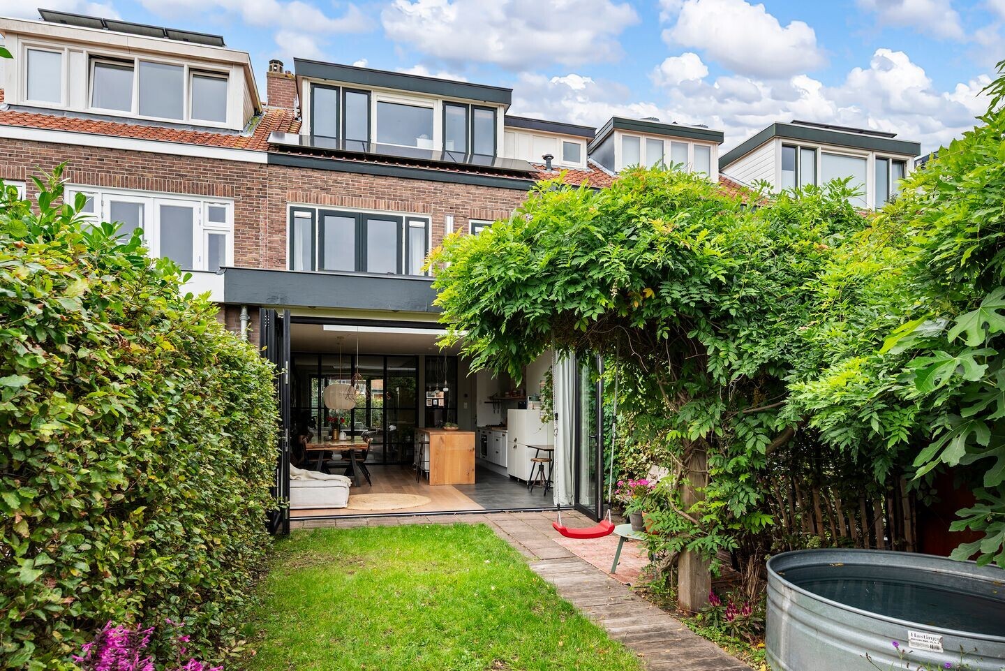 Tussenwoning te koop: Pegasusstraat 34, Haarlem