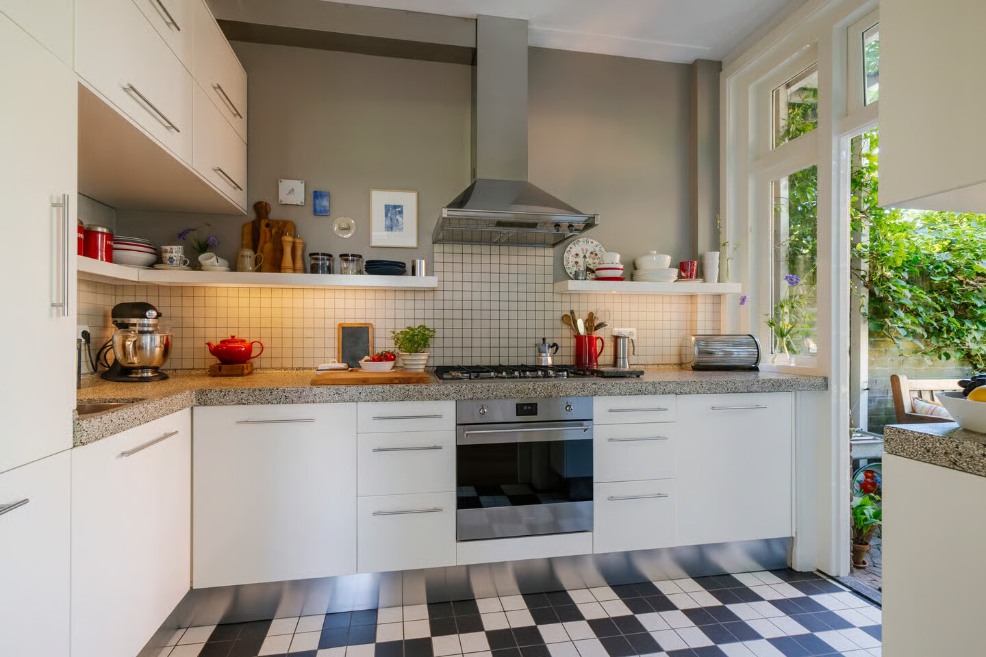 Hoekwoning te koop: Perseusstraat 9, Haarlem