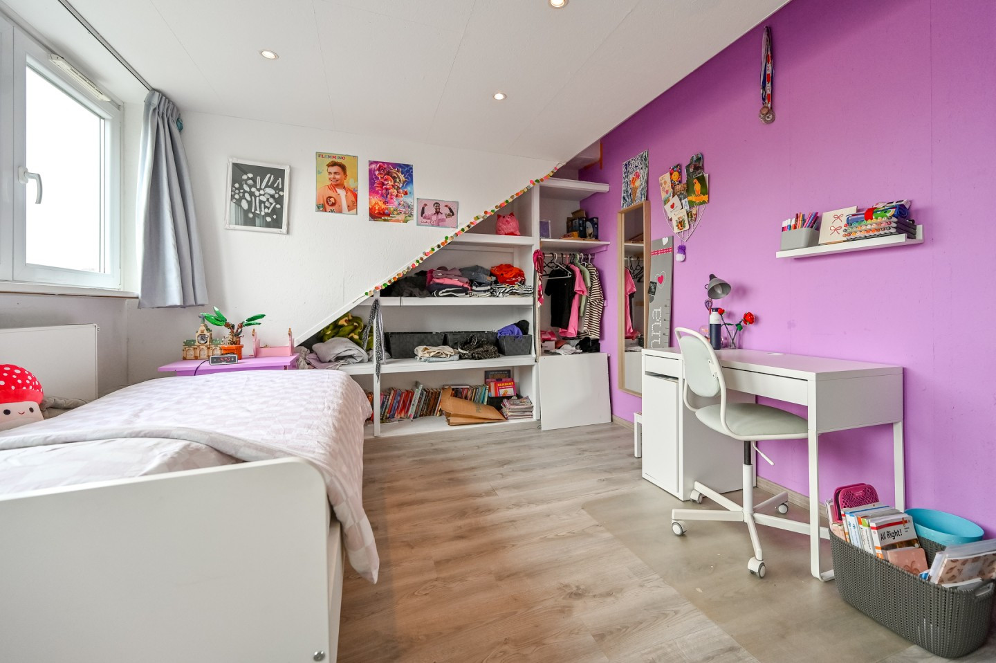 Tussenwoning te koop: Rijksstraatweg 457, Haarlem