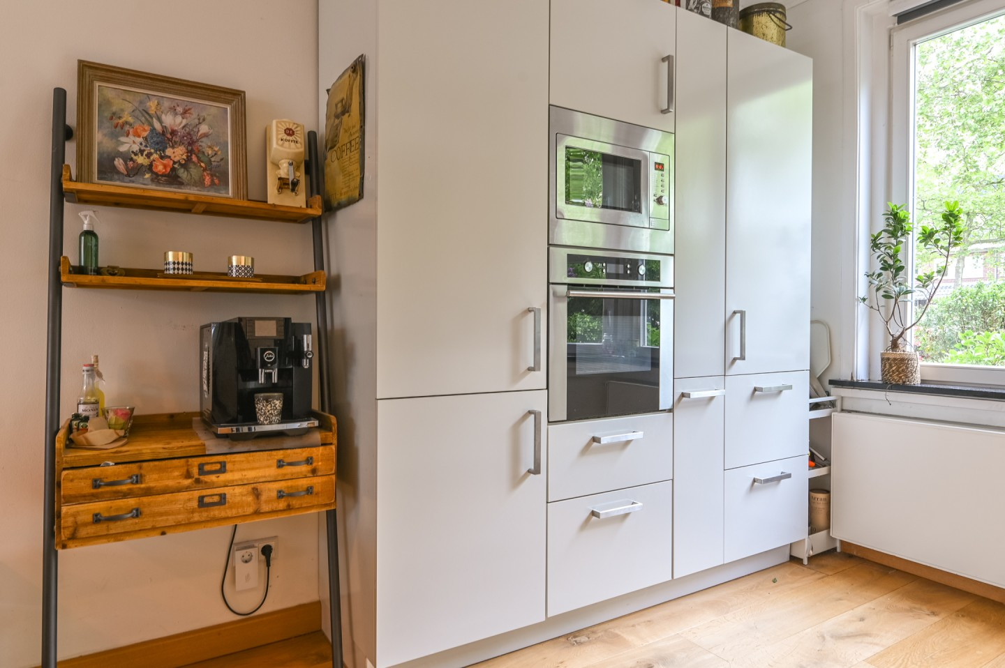 Tussenwoning te koop: Rijksstraatweg 457, Haarlem