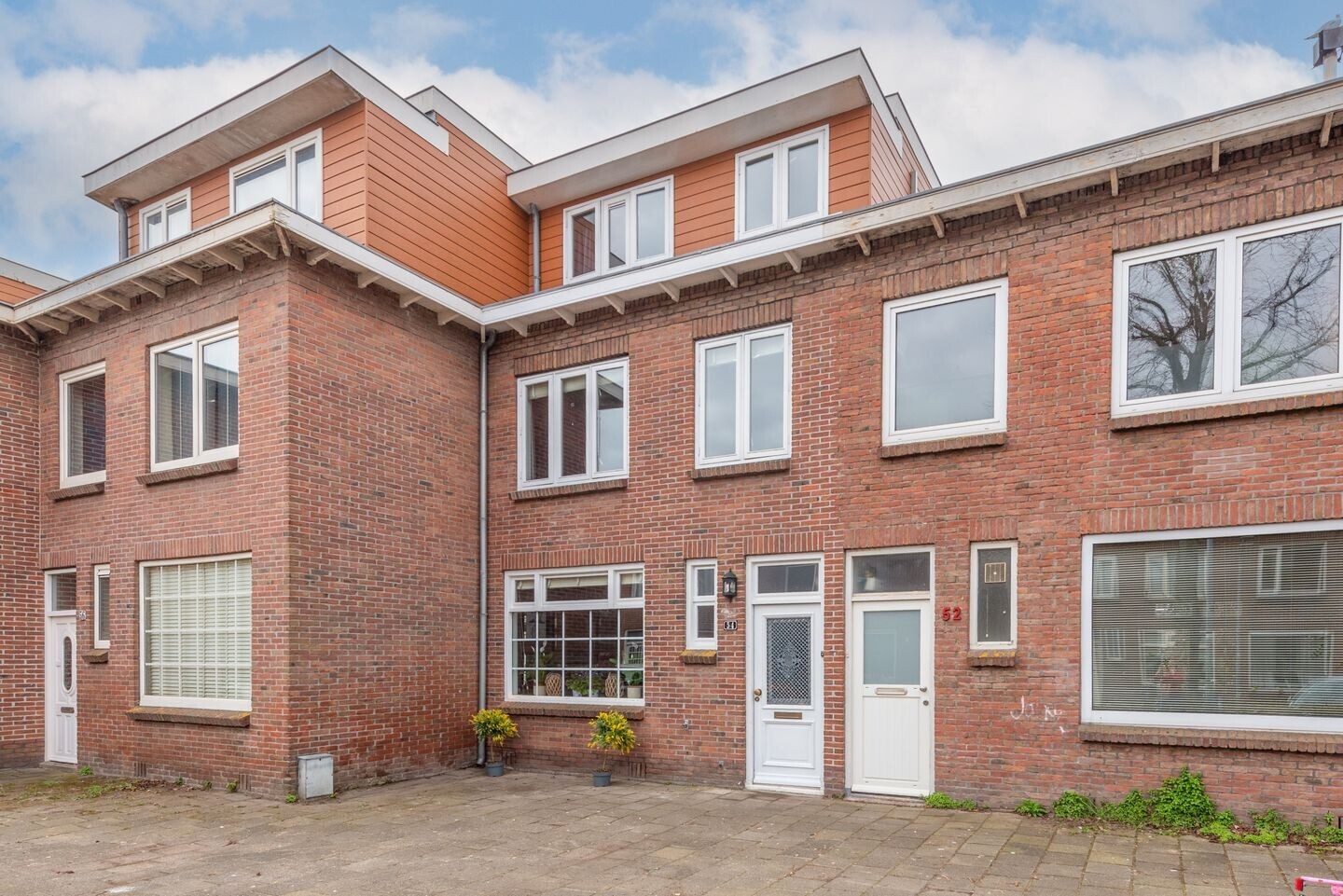 Tussenwoning te koop: Lijsterstraat 54, Haarlem
