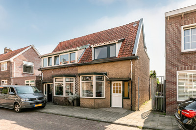 Zwaluwstraat 30