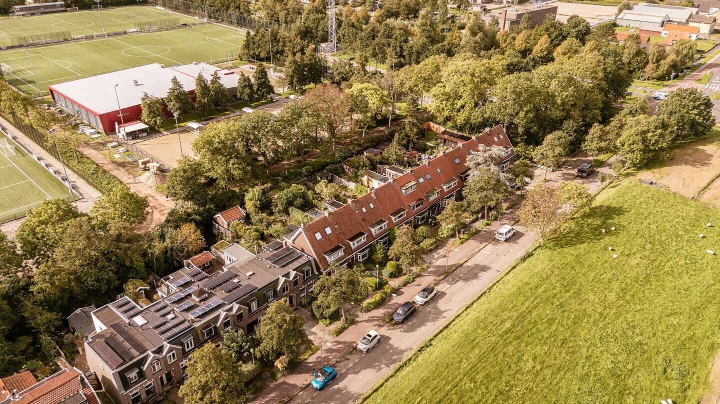 Tussenwoning te koop: Slaperdijkweg 36, Haarlem