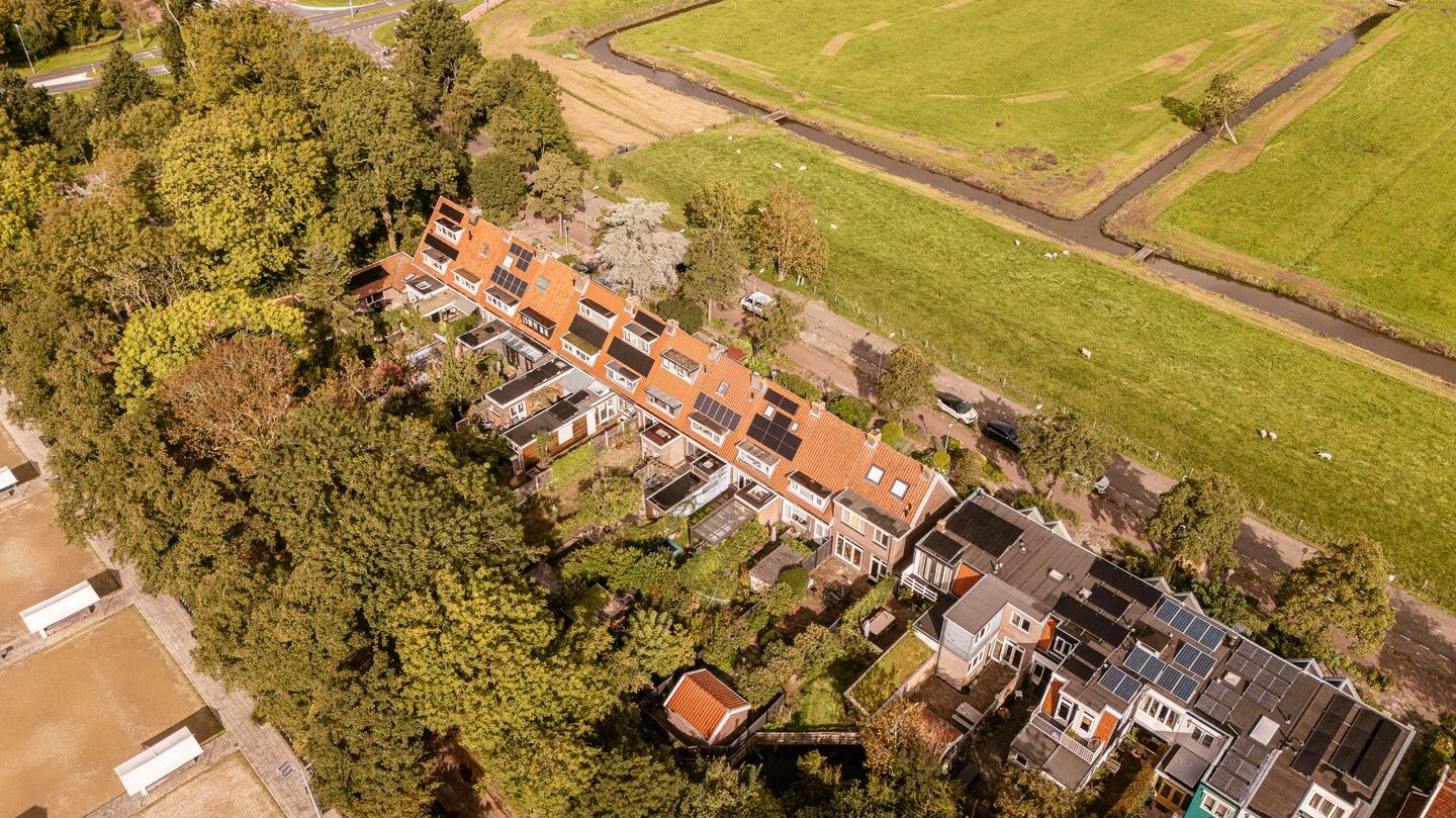 Tussenwoning te koop: Slaperdijkweg 36, Haarlem