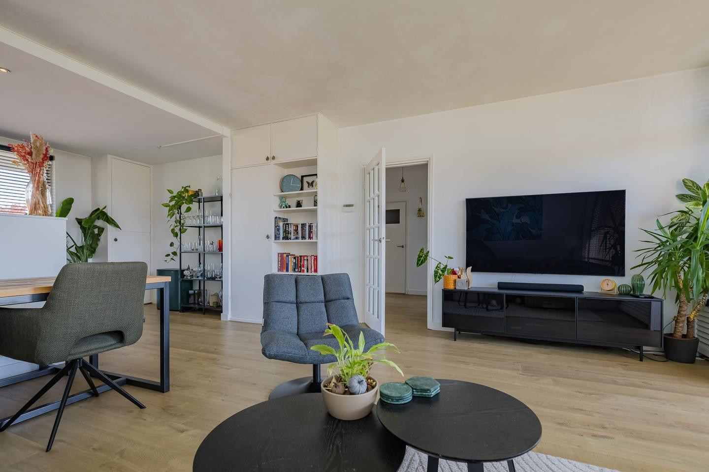 Appartement te koop: Vergierdeweg 97, Haarlem