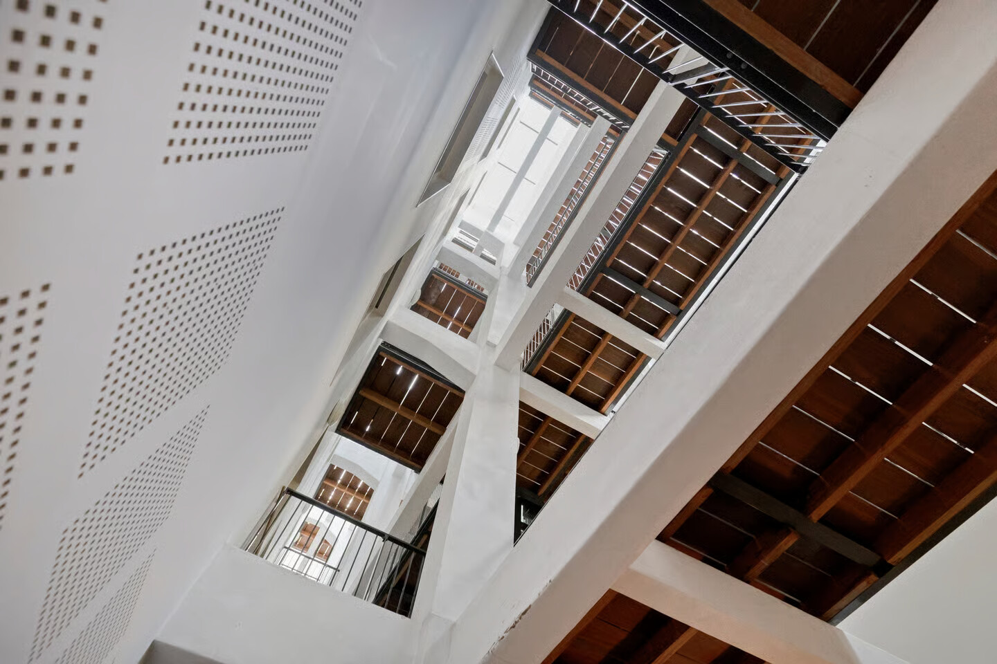 Appartement te koop: Max Euweplein 30, Haarlem