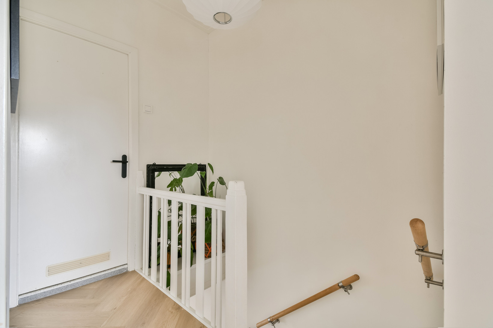 Hoekwoning te koop: Dr. Schaepmanstraat 52, Haarlem