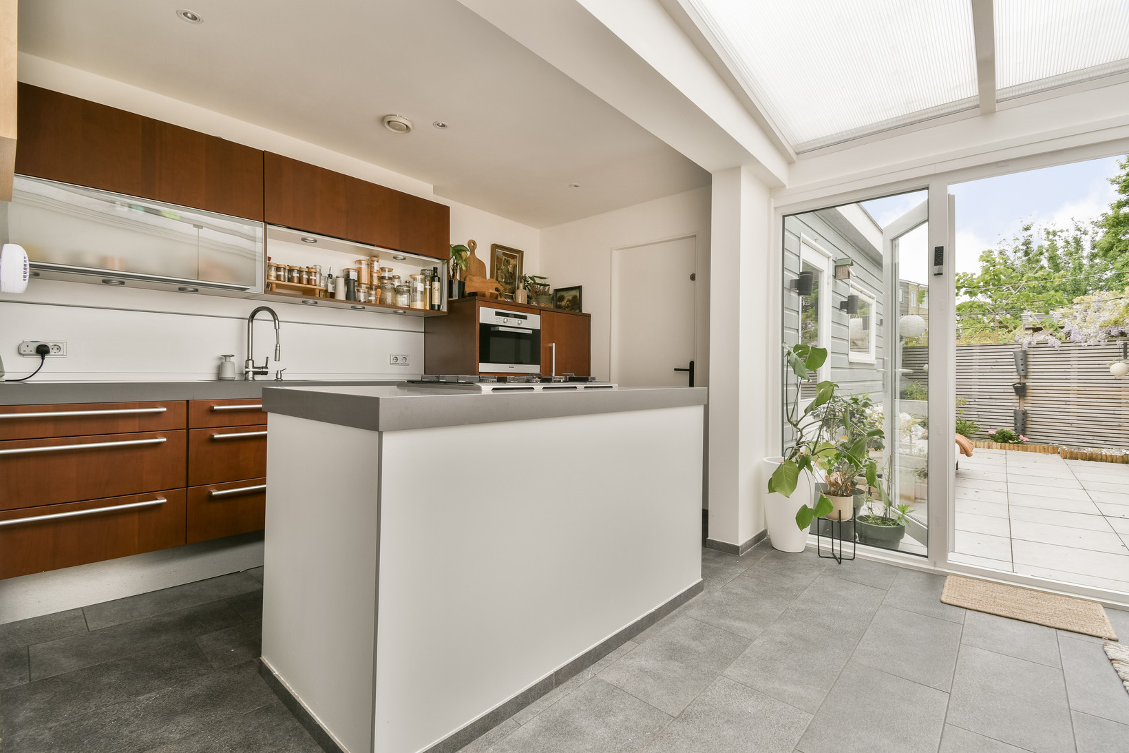 Hoekwoning te koop: Dr. Schaepmanstraat 52, Haarlem