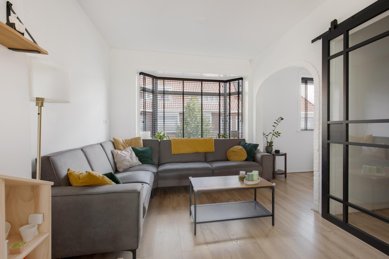 Appartement te koop: Teding van Berkhoutstraat 82, Haarlem