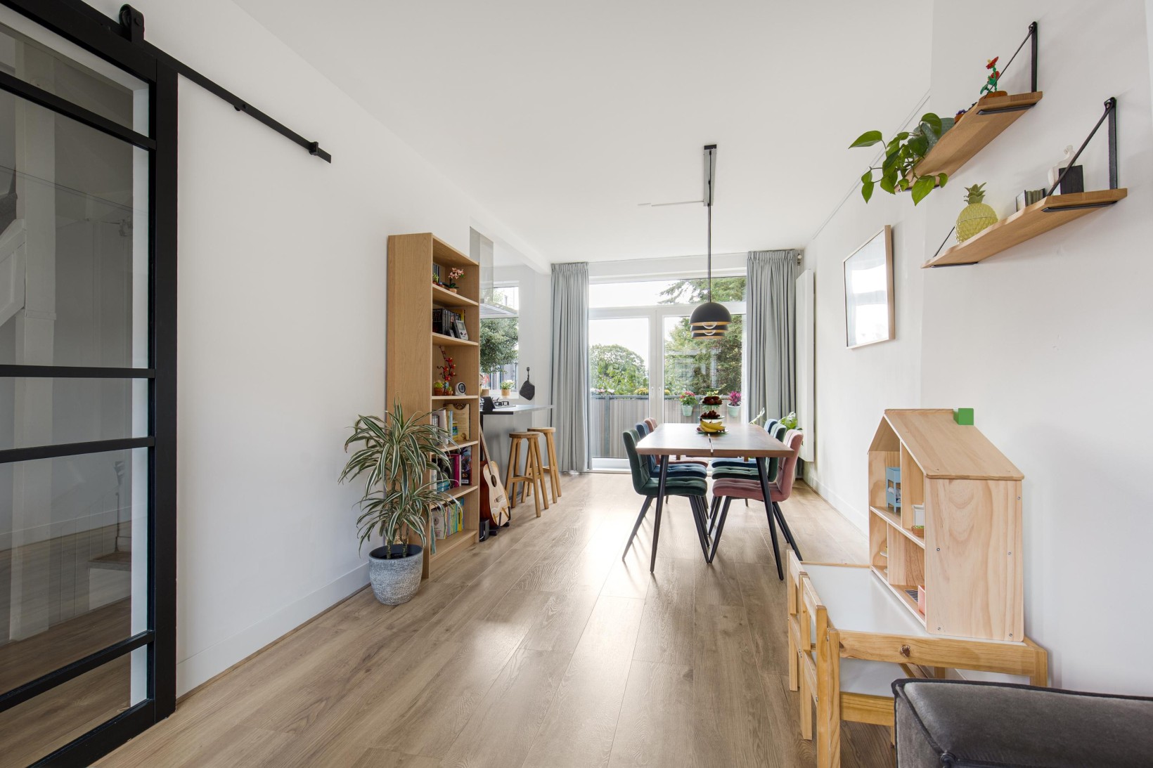 Appartement te koop: Teding van Berkhoutstraat 82, Haarlem