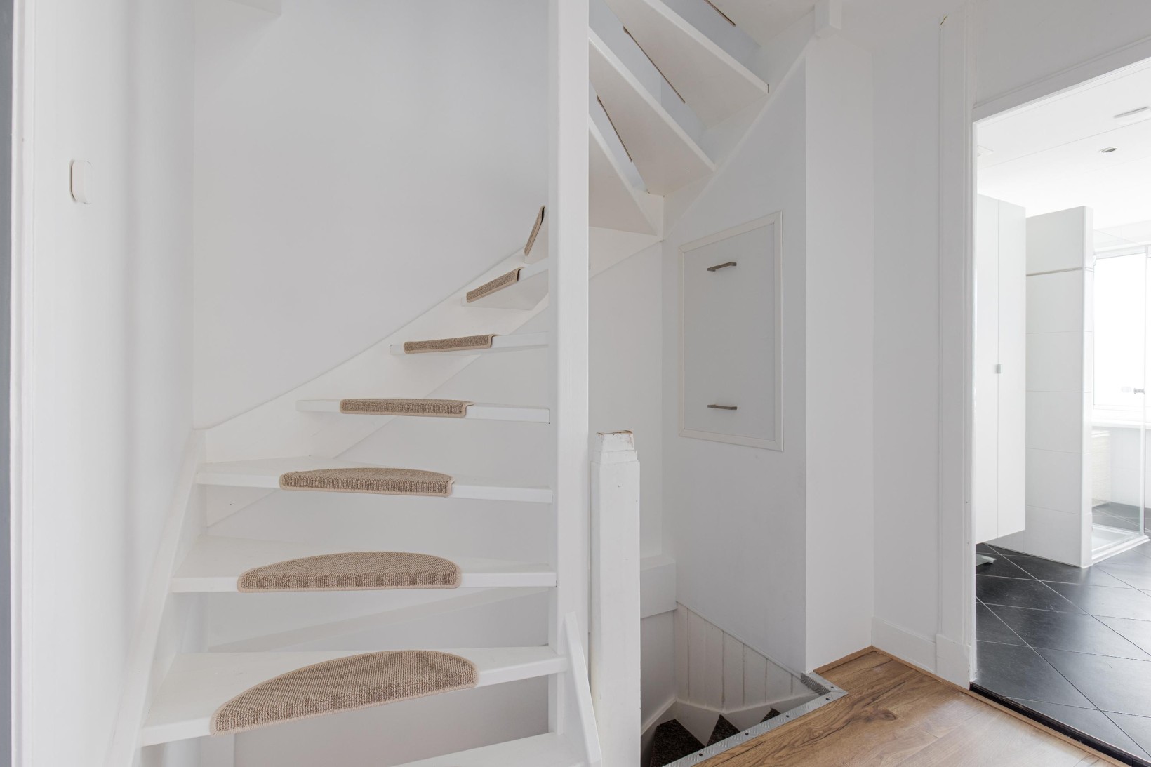 Appartement te koop: Teding van Berkhoutstraat 82, Haarlem