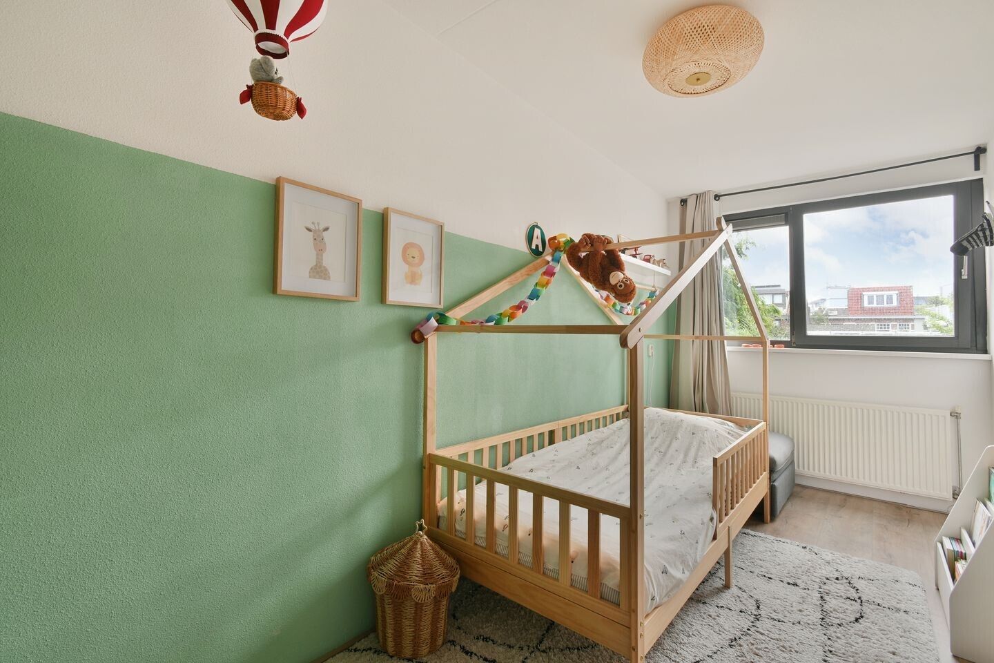 Hoekwoning te koop: Zuidpolderstraat 183, Haarlem