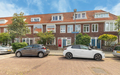 Van Zeggele. 72