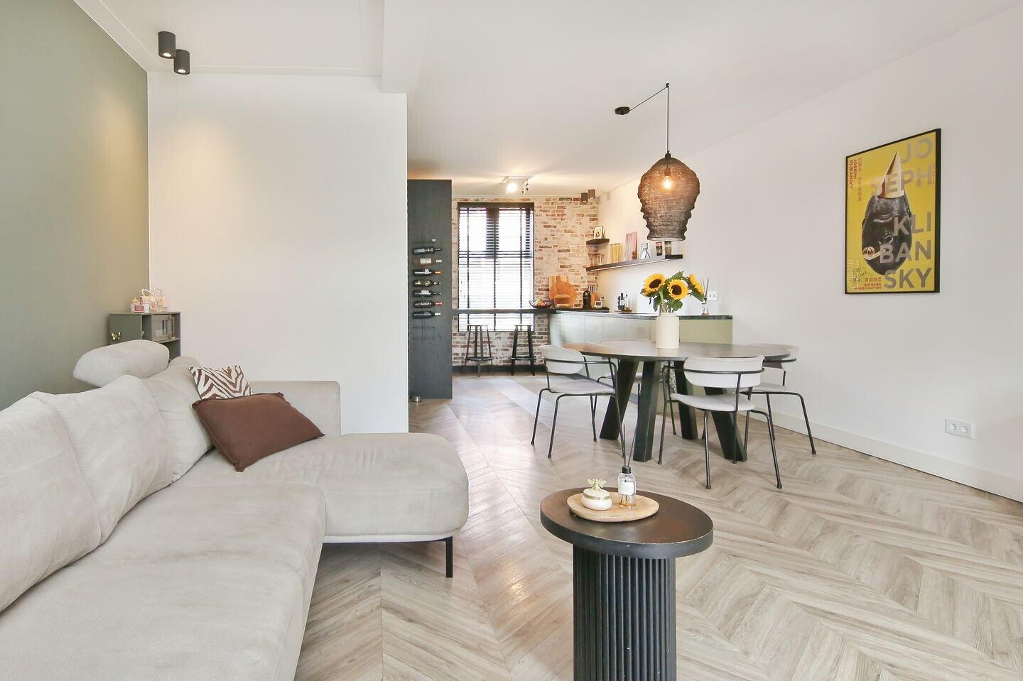 Hoekwoning te koop: Bisschop Ottostraat 35, Haarlem
