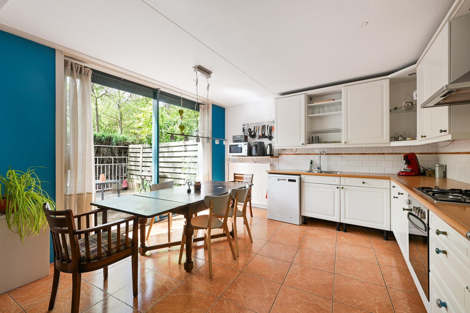 Appartement te koop: Johan Wagenaarring 29, Haarlem