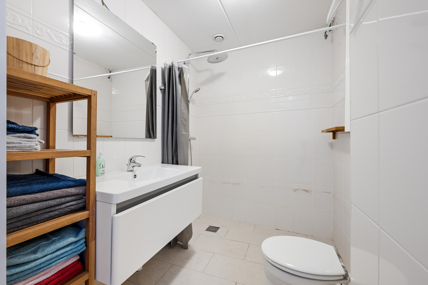 Appartement te koop: Johan Wagenaarring 29, Haarlem