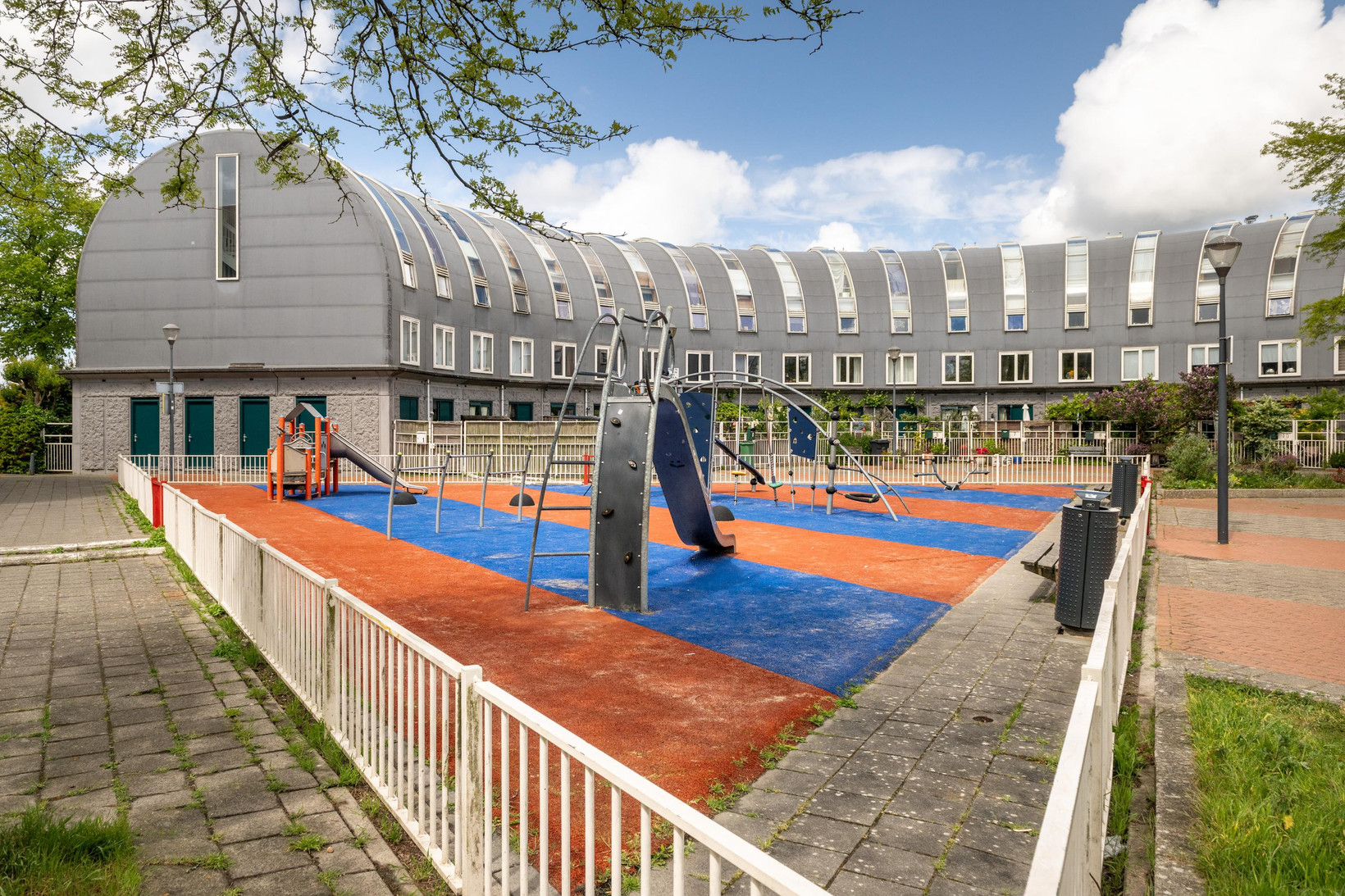 Appartement te koop: Johan Wagenaarring 29, Haarlem