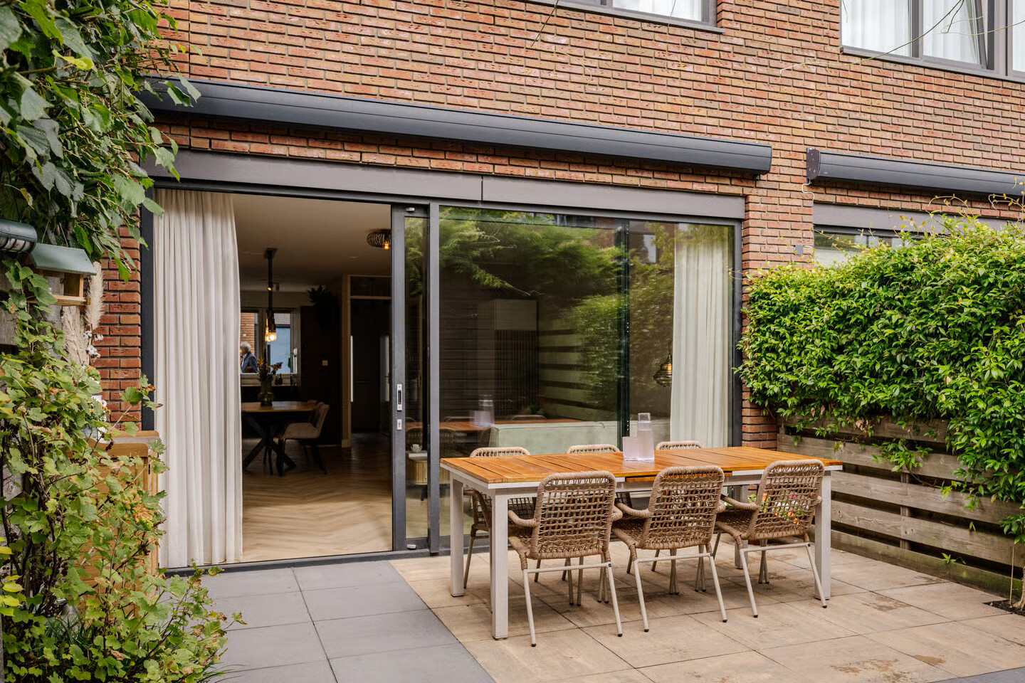 Hoekwoning te koop: Nico Andriessenstraat 16, Haarlem