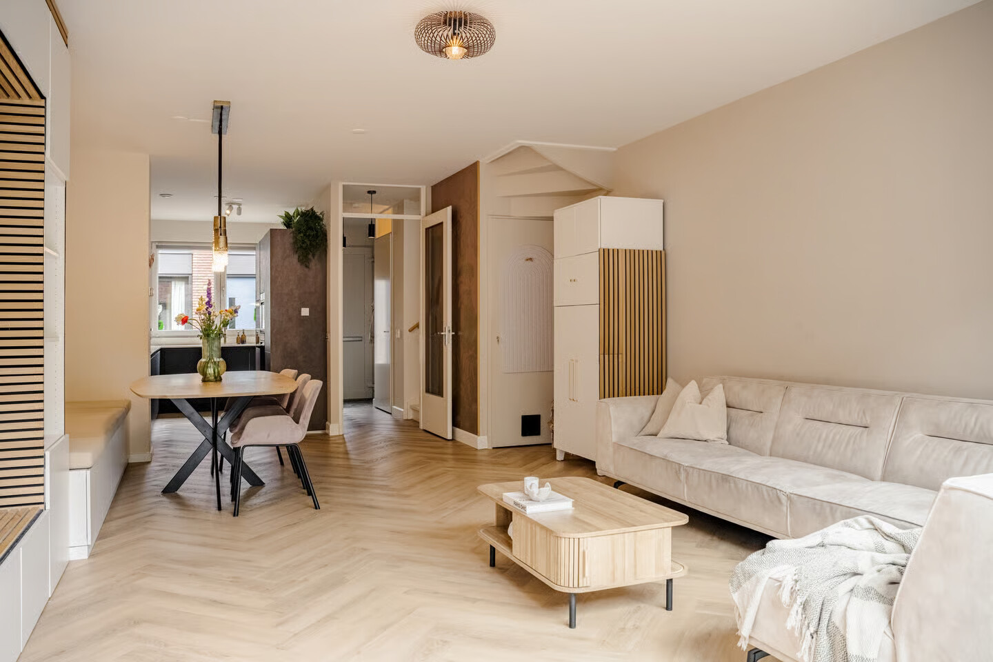 Hoekwoning te koop: Nico Andriessenstraat 16, Haarlem