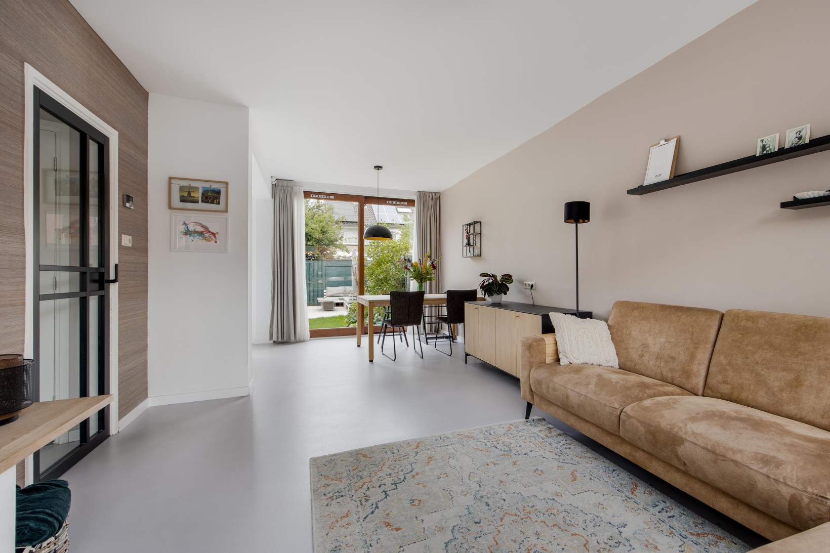 Tussenwoning te koop: Oostenrijklaan 49, Haarlem