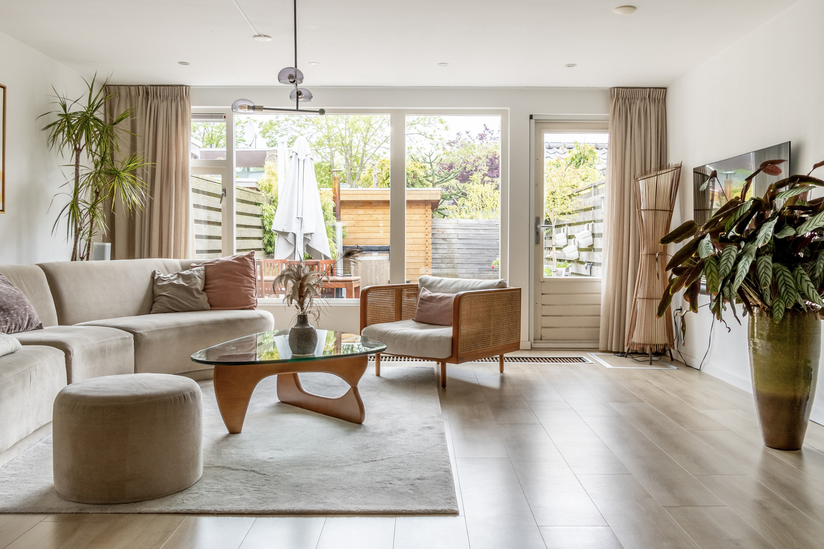 Tussenwoning te koop: Liechtensteinhof 2, Haarlem