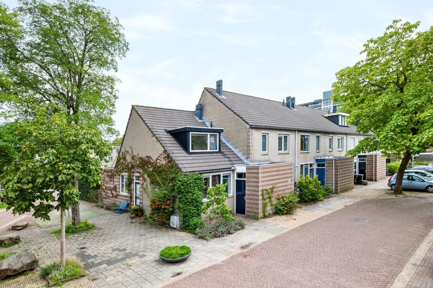 Hoekwoning te koop: Dragonstraat 1, Haarlem