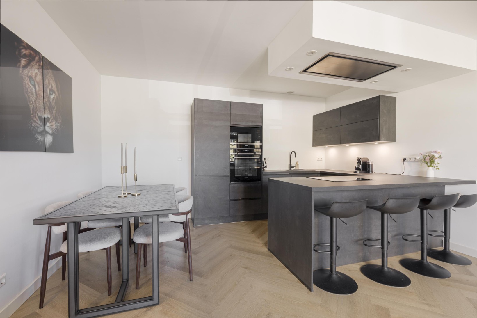 Appartement te koop: Madridplantsoen 25, Haarlem