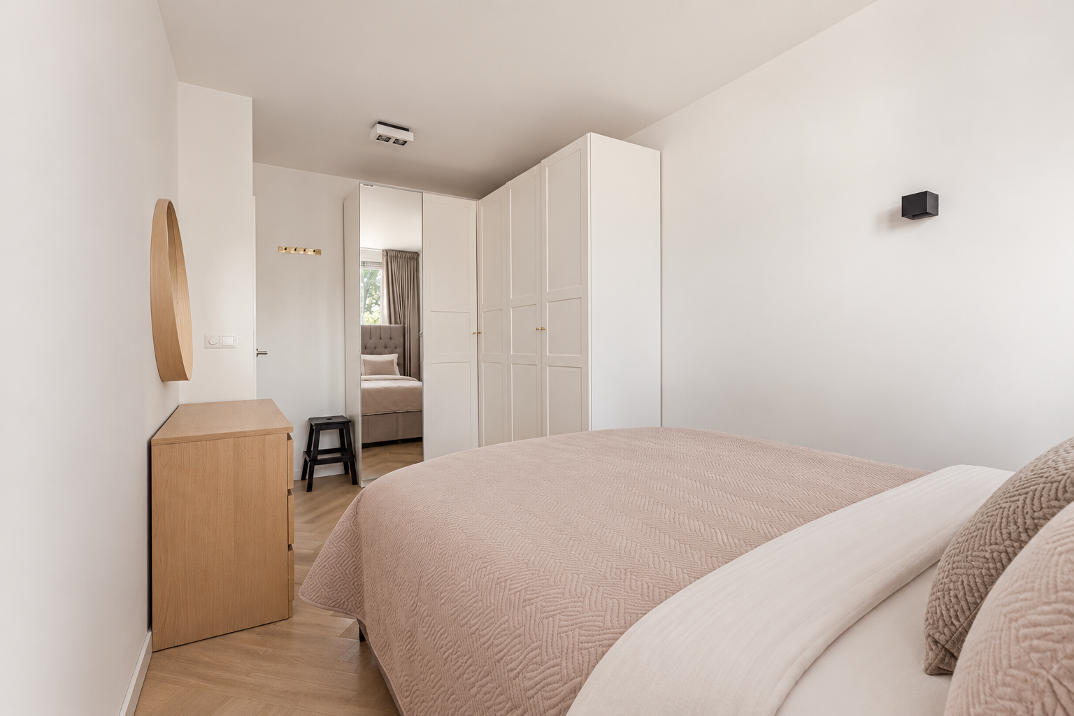 Appartement te koop: Madridplantsoen 25, Haarlem