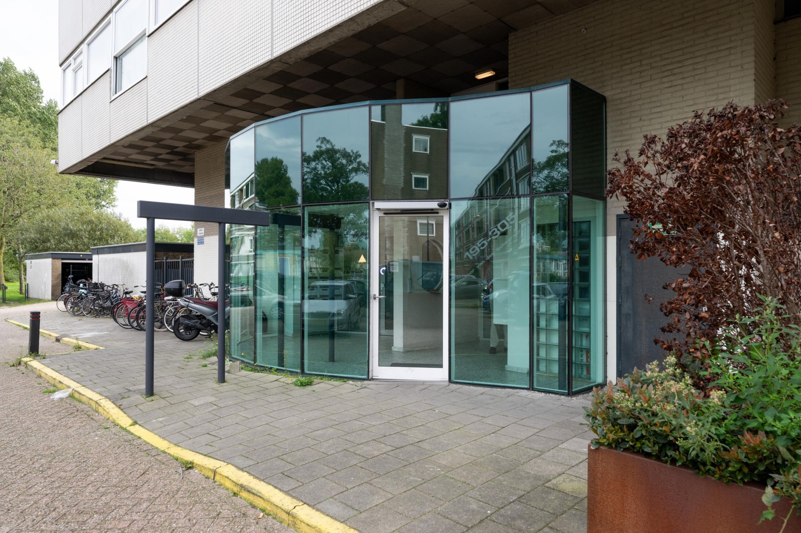 Appartement te koop: Professor Van der Scheerstraat 215, Haarlem