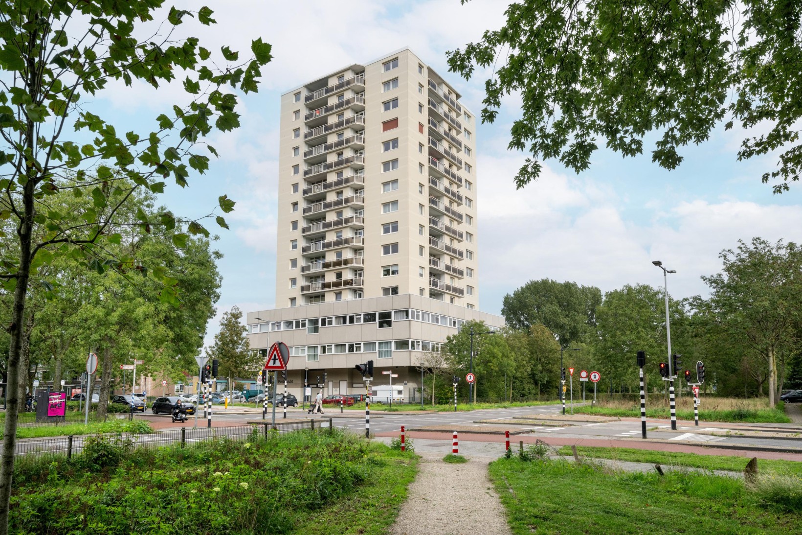 Appartement te koop: Professor Van der Scheerstraat 215, Haarlem