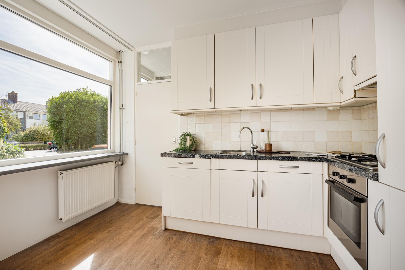 Tussenwoning te koop: Halbertsmastraat 58, Haarlem