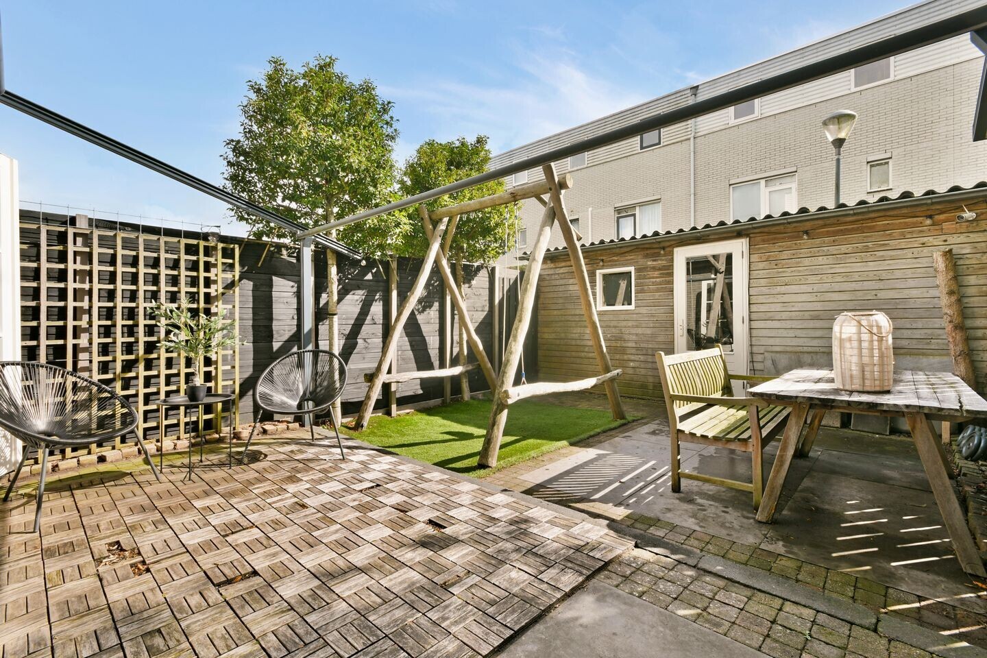 Hoekwoning te koop: Van Beverwijckstraat 8, Haarlem