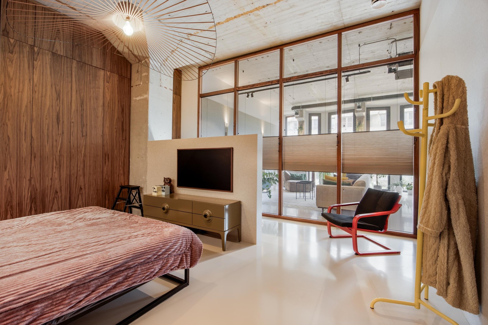 Appartement te koop: Surinamepad 128, Haarlem