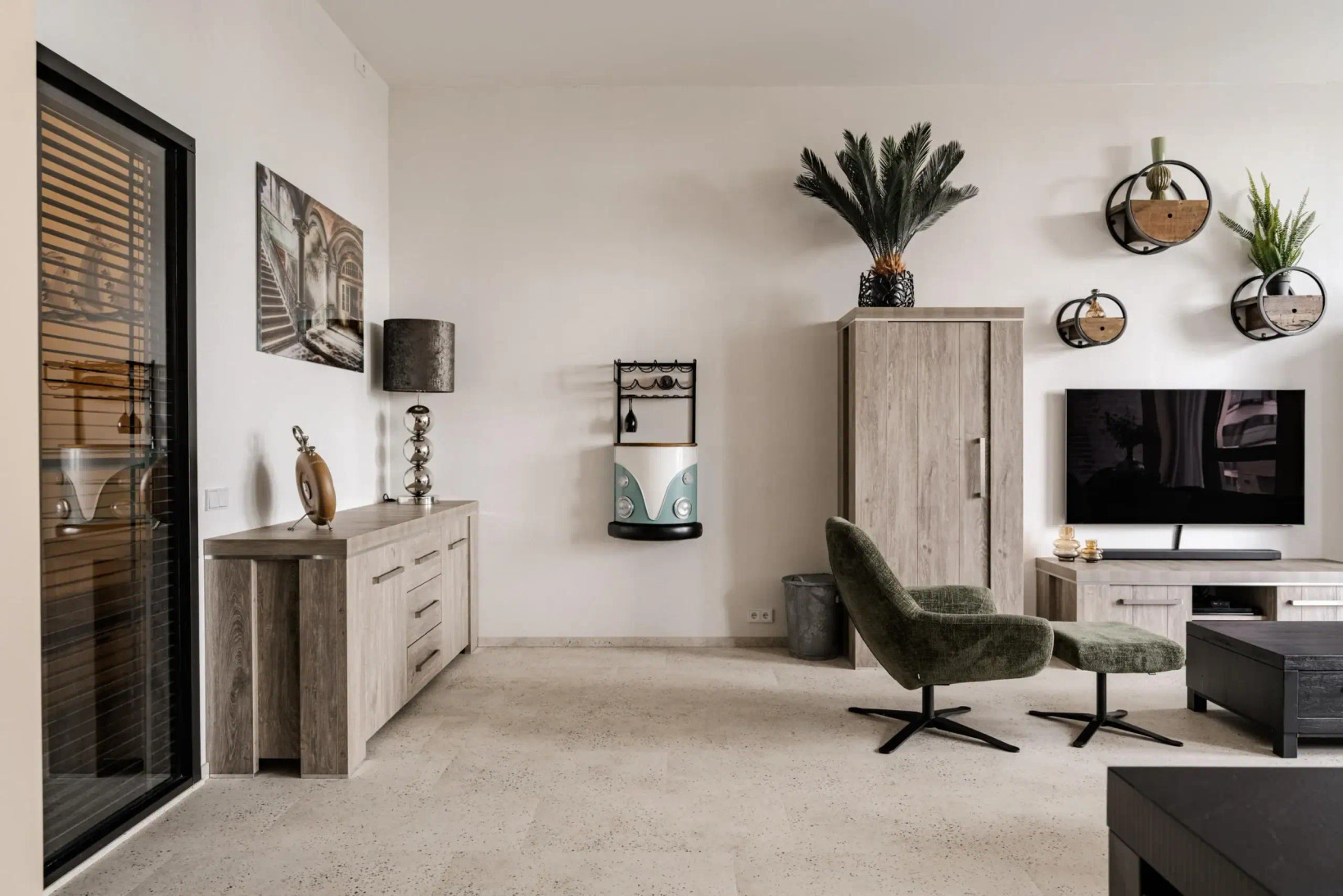 Appartement te koop: Surinamepad 212, Haarlem
