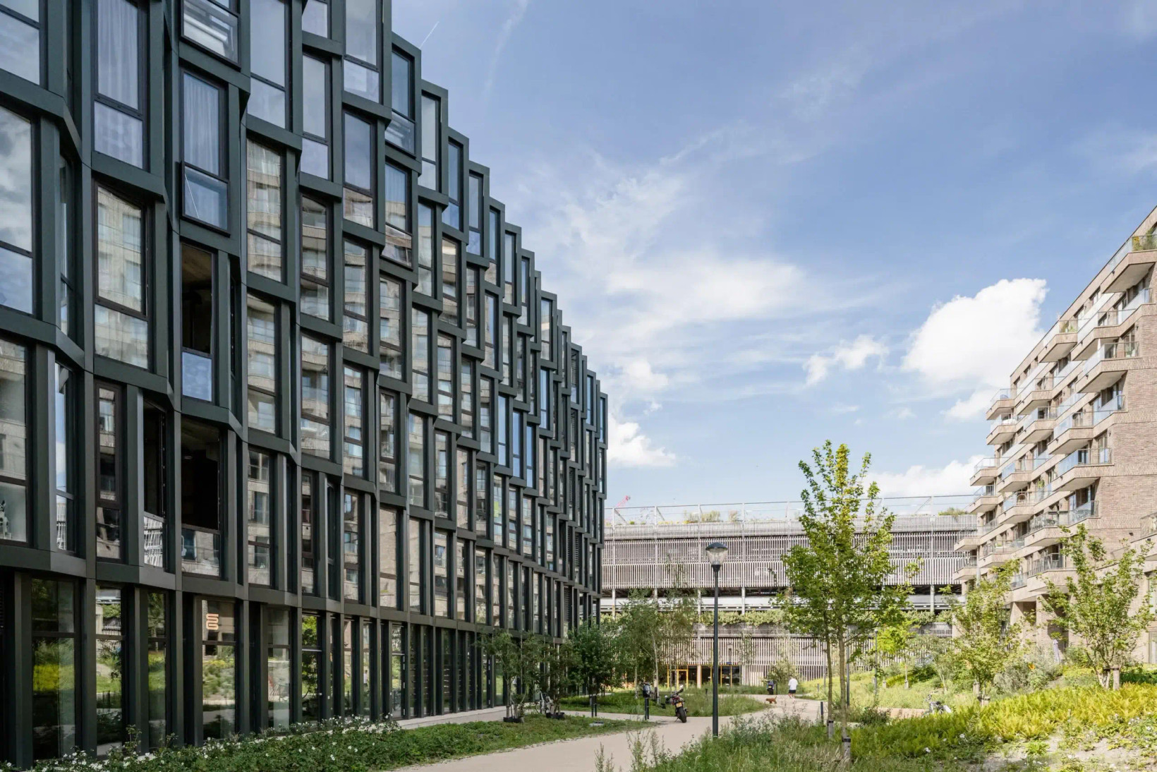 Appartement te koop: Surinamepad 212, Haarlem