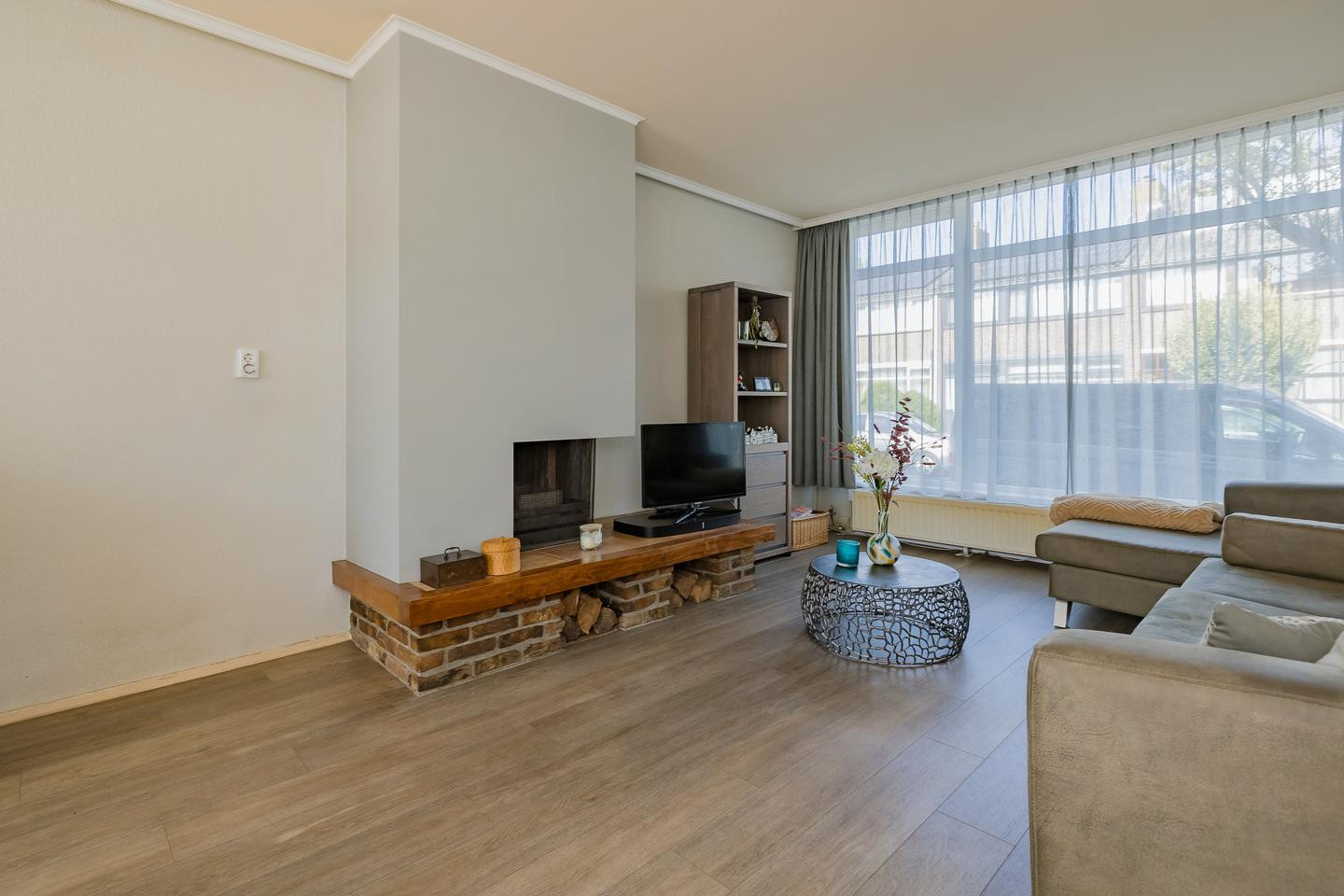 Tussenwoning te koop: Schroeder van der Kolkstraat 71, Haarlem