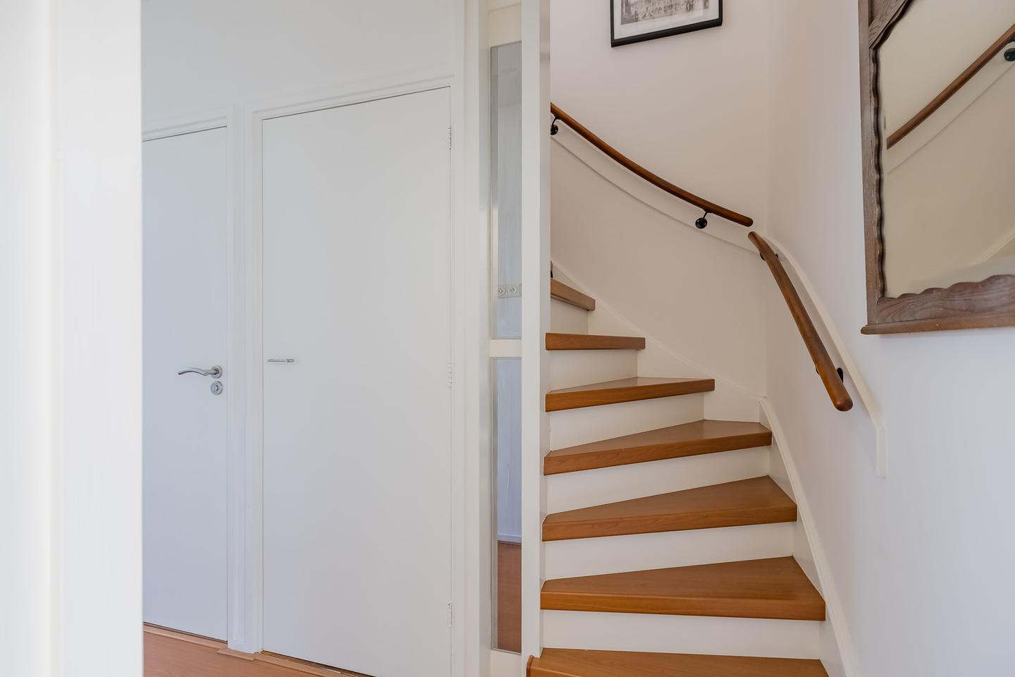 Tussenwoning te koop: Schroeder van der Kolkstraat 71, Haarlem