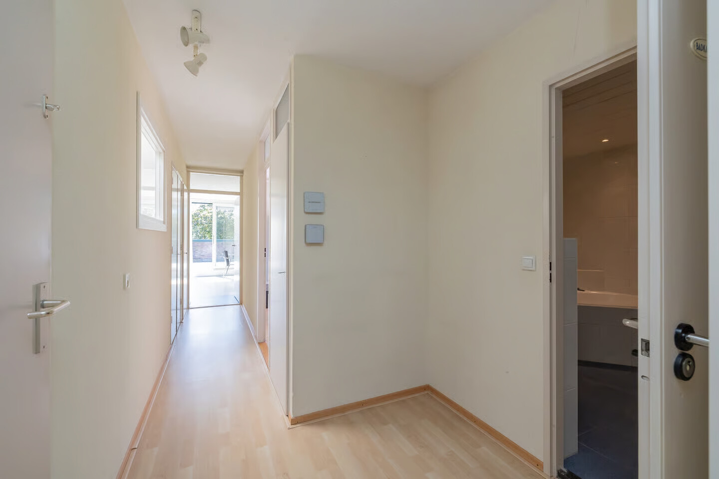 Hoekwoning te koop: Vliek 32, Haarlem