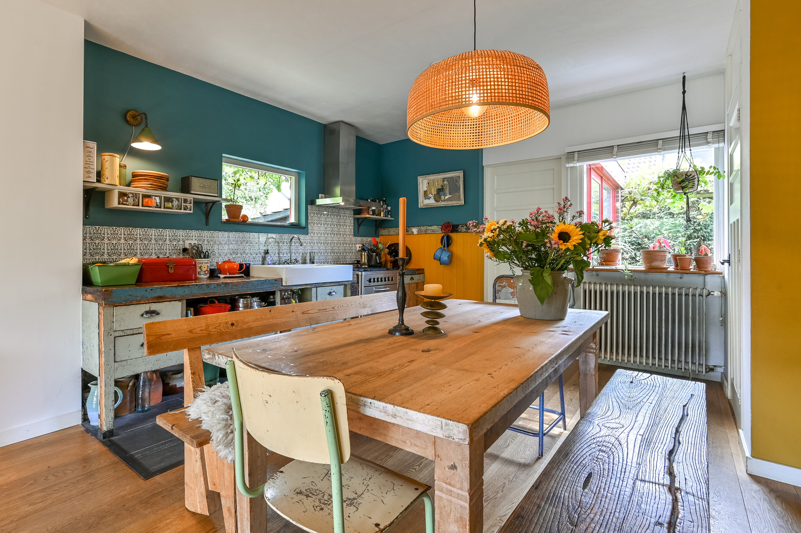 Hoekwoning te koop: Nemelaar 72, Haarlem