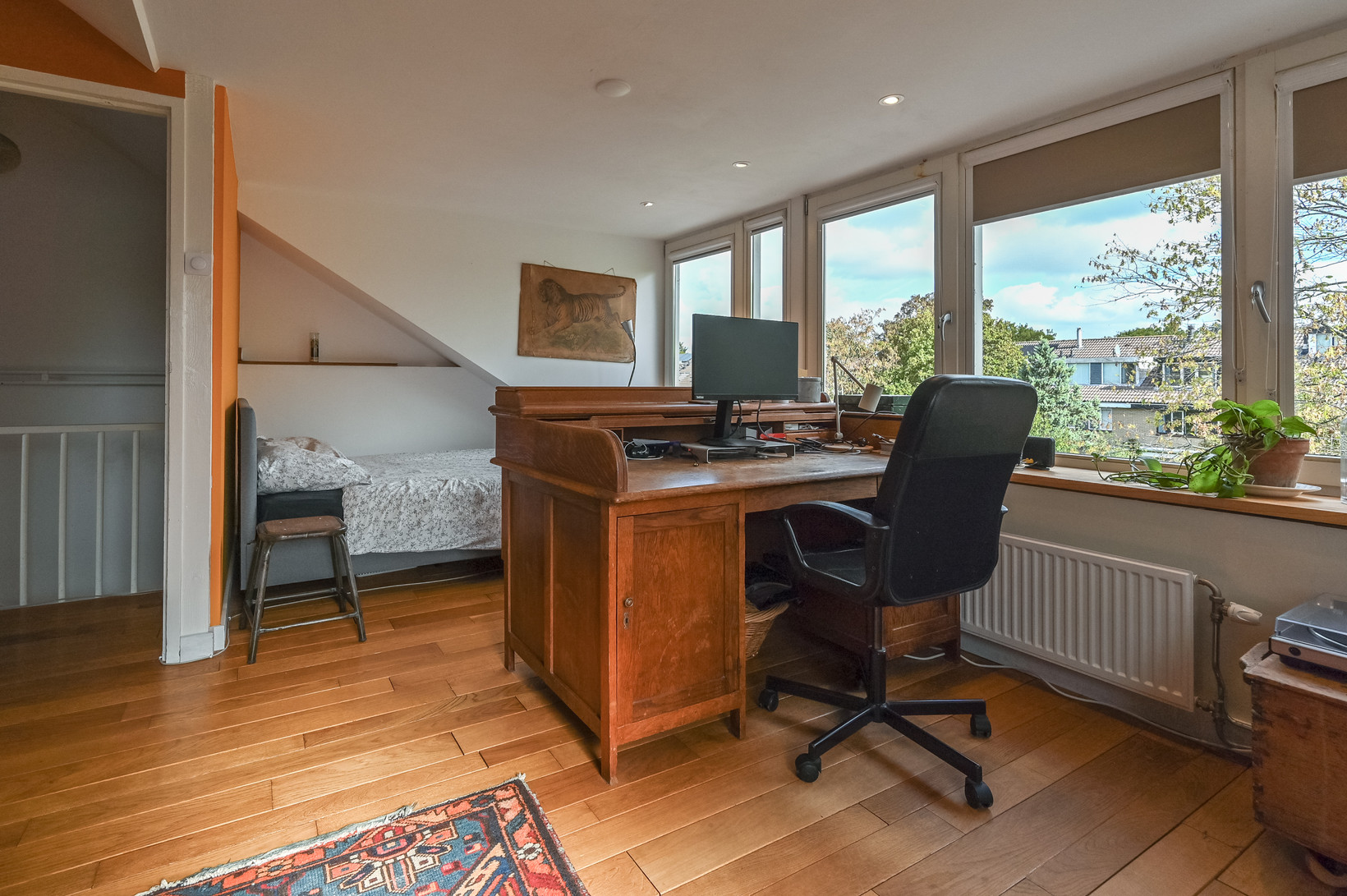 Hoekwoning te koop: Nemelaar 72, Haarlem