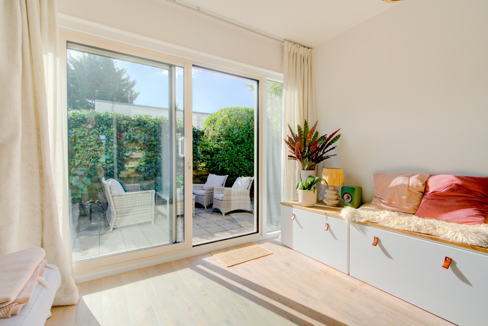Hoekwoning te koop: Beveland 67, Haarlem