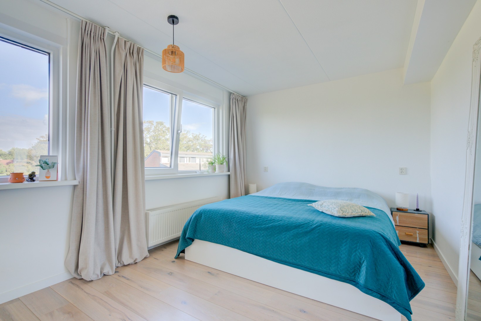 Hoekwoning te koop: Beveland 67, Haarlem