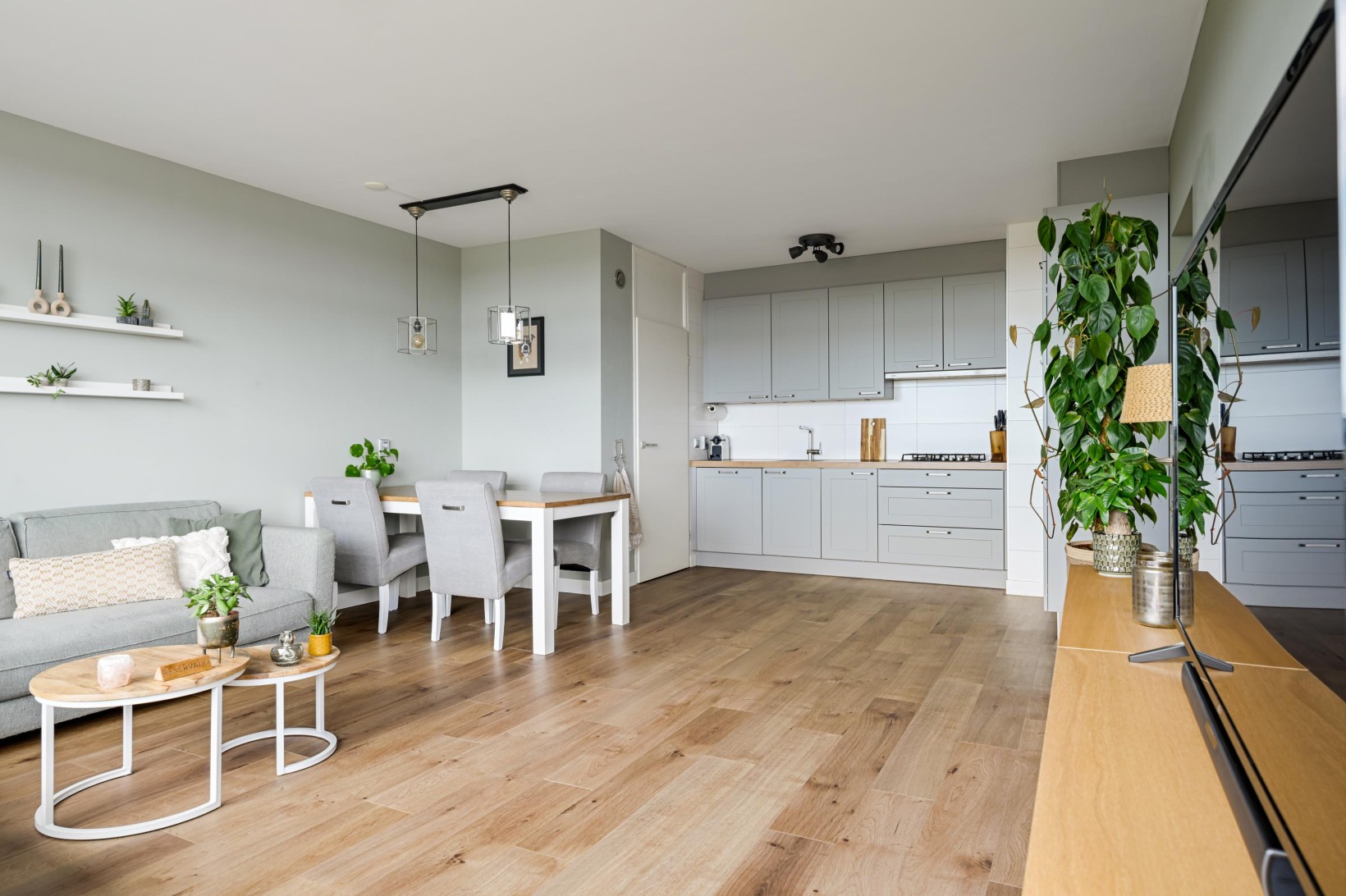 Appartement te koop: Waddenstraat 439, Haarlem