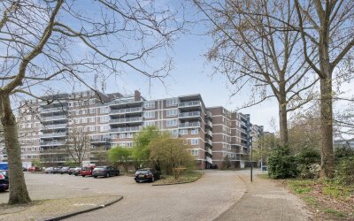 Engelenburg 233