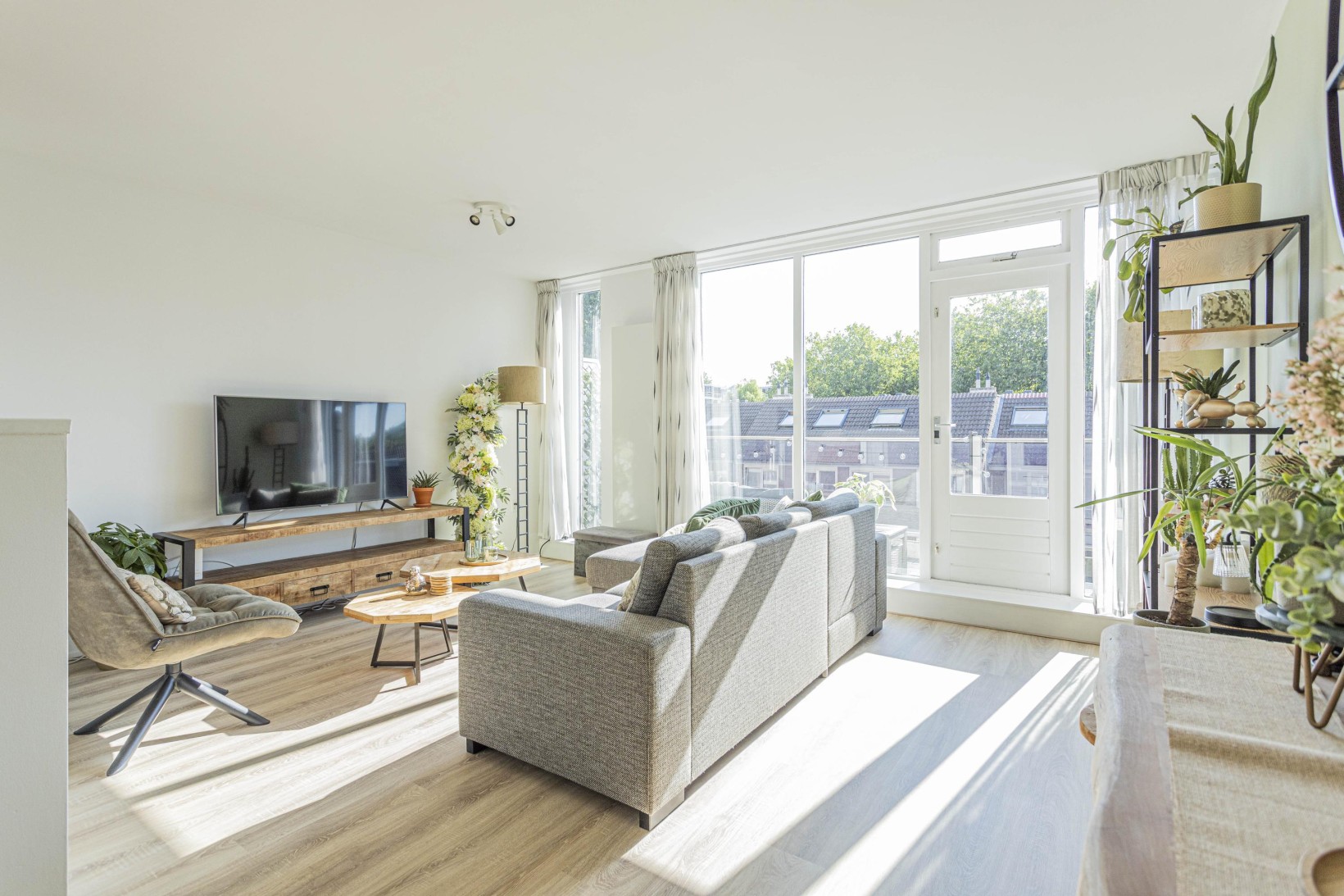 Appartement te koop: Prattenburg 239, Haarlem