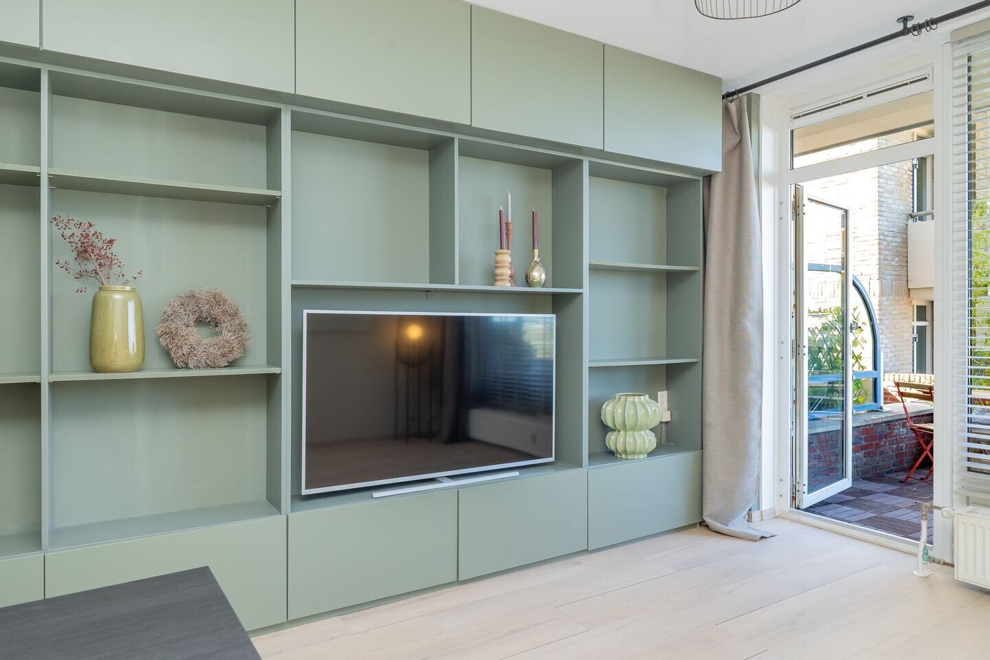 Studio te koop: van Galenstraat 14, Zandvoort